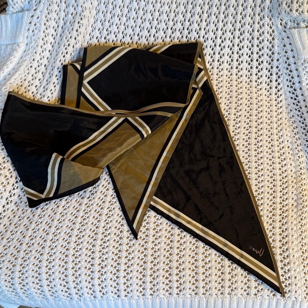 Black and Gold Geometric Scarf